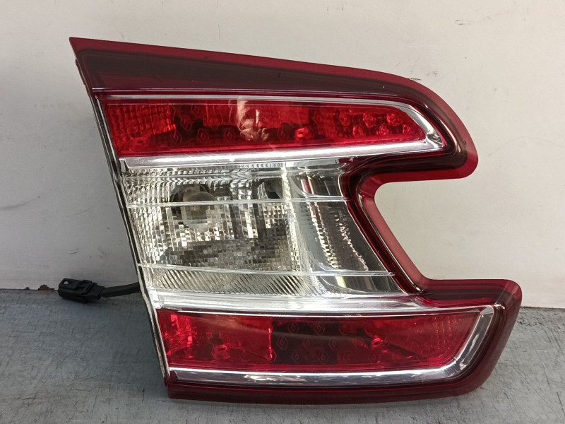 Recambio de piloto trasero porton izquierdo para renault megane iii grandtour (kz0/1) 1.2 tce (kz2b, kz11) referencia OEM IAM 26