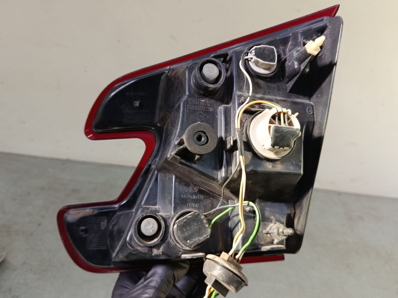 Recambio de piloto trasero porton izquierdo para renault megane iii grandtour (kz0/1) 1.2 tce (kz2b, kz11) referencia OEM IAM 26