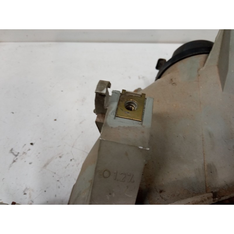 Recambio de faro izquierdo para renault clio i (b/c57_, 5/357_) 1.2 (5/357y, 5/357k) referencia OEM IAM 086196  