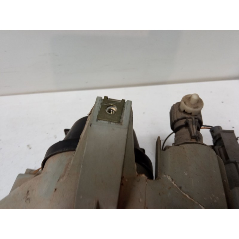 Recambio de faro izquierdo para renault clio i (b/c57_, 5/357_) 1.2 (5/357y, 5/357k) referencia OEM IAM 086196  