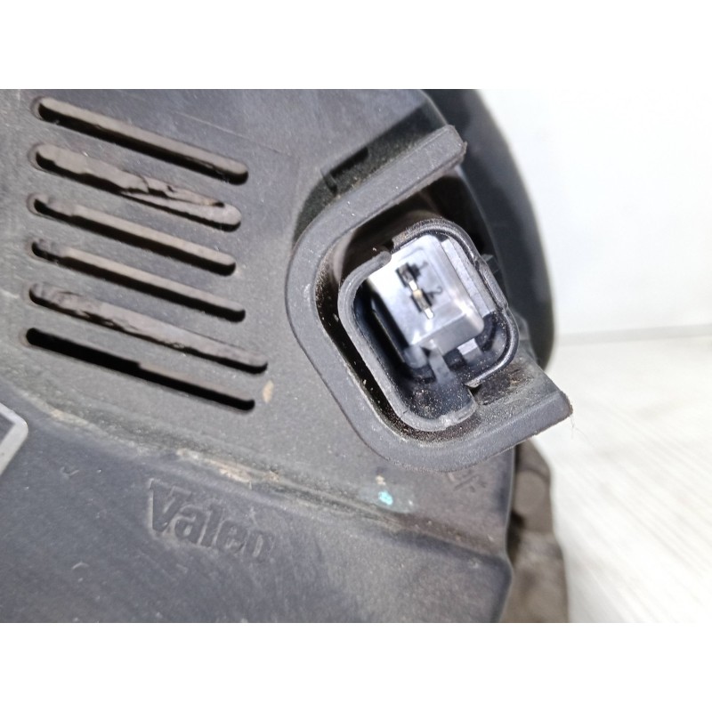 Recambio de alternador para nissan primastar furgoneta (x83) 1.9 dci 80 referencia OEM IAM 8200086130  