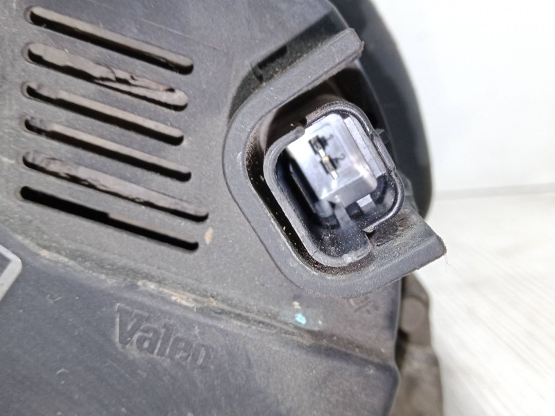 Recambio de alternador para nissan primastar furgoneta (x83) 1.9 dci 80 referencia OEM IAM 8200086130  