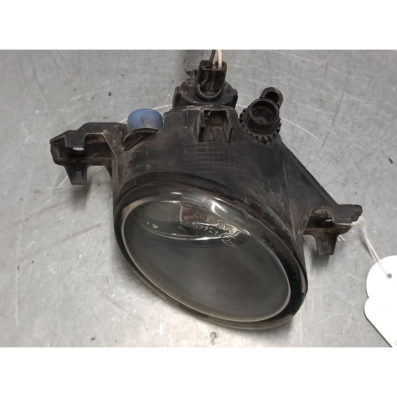 Recambio de faro antiniebla izquierdo para nissan qashqai i (j10, nj10) 2.0 dci a las 4 ruedas referencia OEM IAM 261558990A  