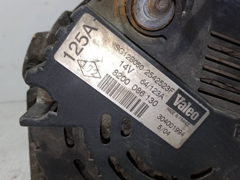 Recambio de alternador para nissan primastar furgoneta (x83) 1.9 dci 80 referencia OEM IAM 8200086130  