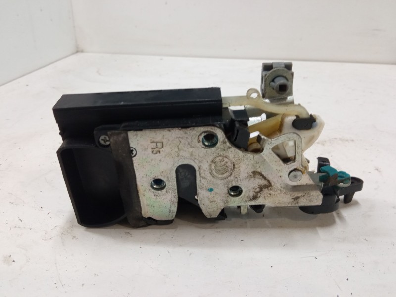 Recambio de cerradura puerta trasera derecha para chevrolet aveo / kalos hatchback (t250, t255) 1.4 referencia OEM IAM   