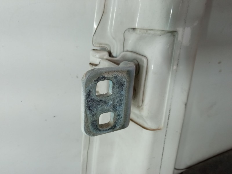 Recambio de porton trasero derecho para fiat doblo cargo (263_) 1.3 d multijet referencia OEM IAM   