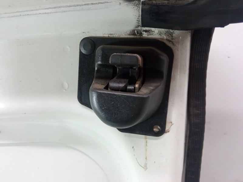 Recambio de porton trasero derecho para fiat doblo cargo (263_) 1.3 d multijet referencia OEM IAM   