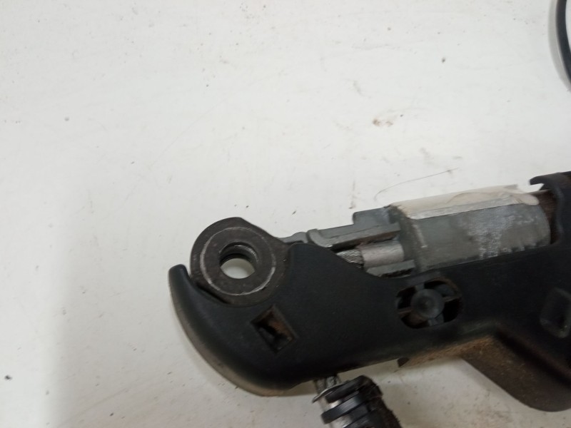 Recambio de anclaje cinturon delantero derecho para citroën c3 pluriel (hb_) 1.4 referencia OEM IAM   