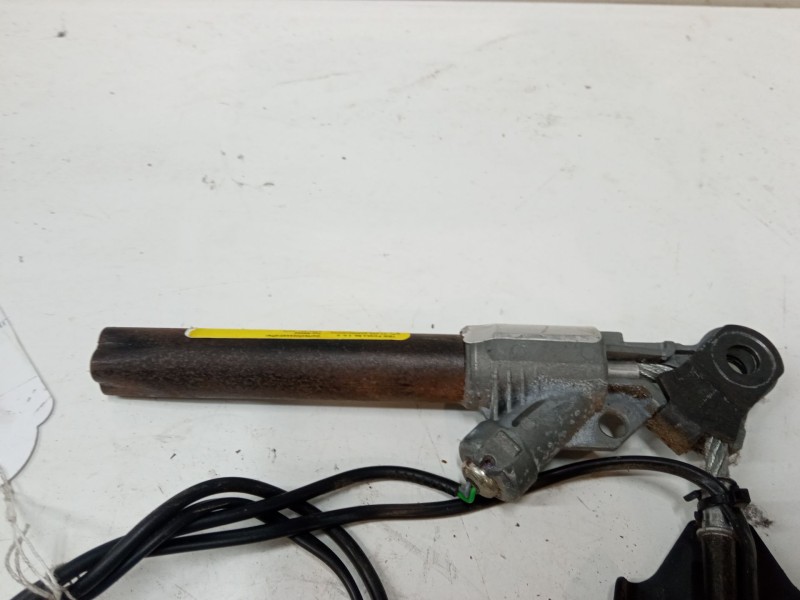 Recambio de anclaje cinturon delantero izquierdo para citroën c3 pluriel (hb_) 1.4 referencia OEM IAM   