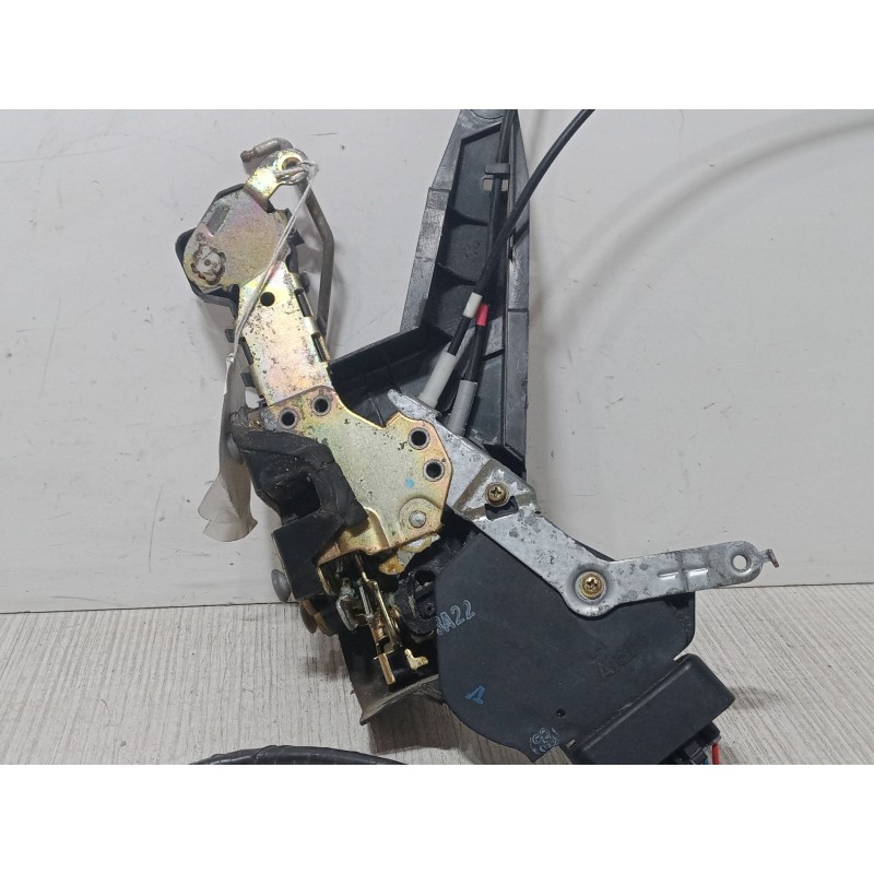 Recambio de cerradura puerta delantera izquierda para toyota corolla verso (_e12_) 2.0 d-4d (cde120_) referencia OEM IAM   