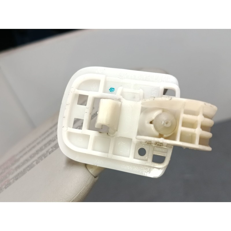 Recambio de parasol derecho para renault clio iii (br0/1, cr0/1) 1.5 dci (c/br0g, c/br1g) referencia OEM IAM   