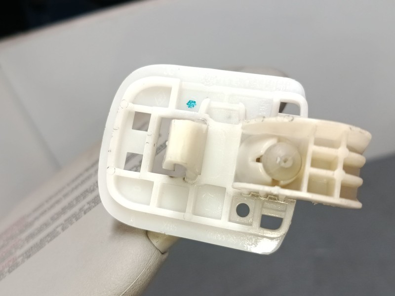 Recambio de parasol derecho para renault clio iii (br0/1, cr0/1) 1.5 dci (c/br0g, c/br1g) referencia OEM IAM   