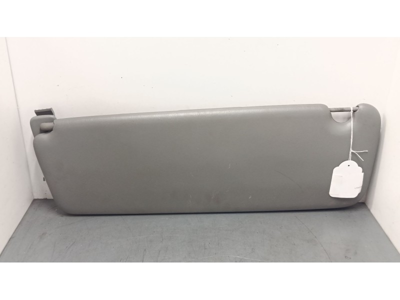 Recambio de parasol derecho para opel vivaro a furgoneta (x83) 1.9 dti (f7) referencia OEM IAM   