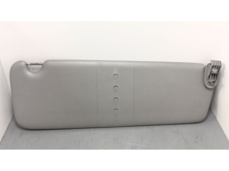 Recambio de parasol derecho para opel vivaro a furgoneta (x83) 1.9 dti (f7) referencia OEM IAM   