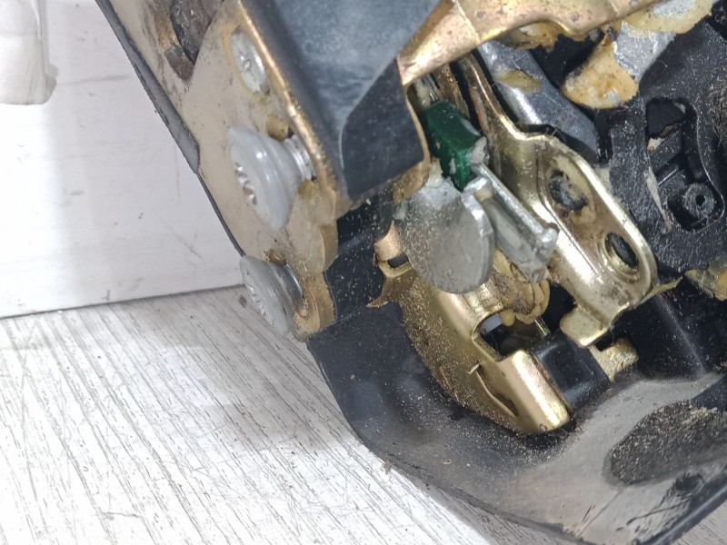 Recambio de cerradura puerta delantera izquierda para toyota corolla verso (_e12_) 2.0 d-4d (cde120_) referencia OEM IAM   