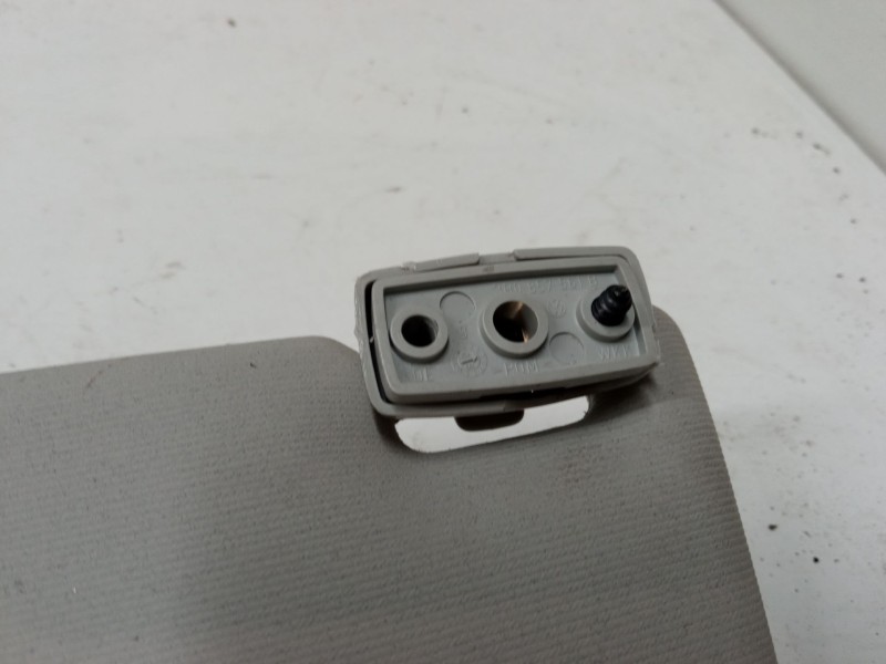 Recambio de parasol derecho para volkswagen polo iv (9n_, 9a_) 1.4 tdi referencia OEM IAM   