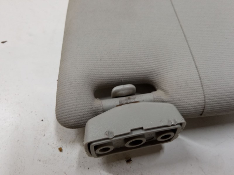 Recambio de parasol izquierdo para volkswagen polo iv (9n_, 9a_) 1.4 tdi referencia OEM IAM   