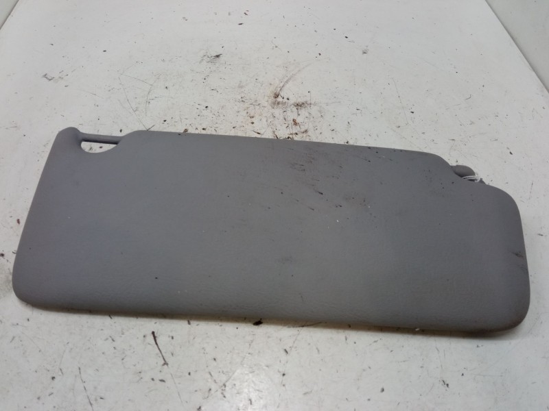 Recambio de parasol izquierdo para renault clio ii (bb_, cb_) 1.9 dti (b/cb0u) referencia OEM IAM   