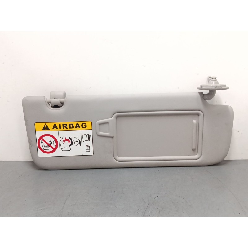 Recambio de parasol derecho para kia sportage iv (ql, qle) 1.7 crdi referencia OEM IAM   
