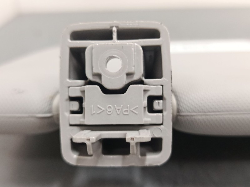 Recambio de parasol derecho para kia sportage iv (ql, qle) 1.7 crdi referencia OEM IAM   