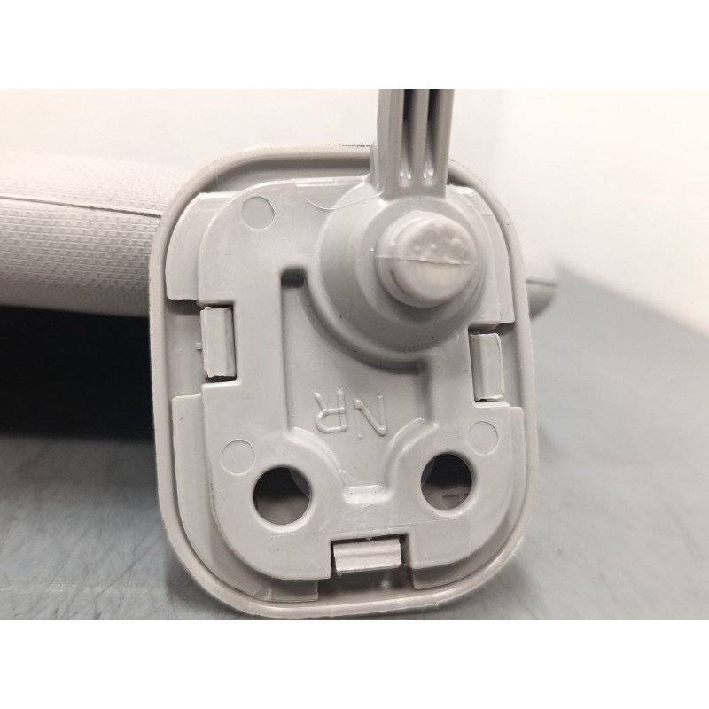 Recambio de parasol derecho para kia sportage iv (ql, qle) 1.7 crdi referencia OEM IAM   