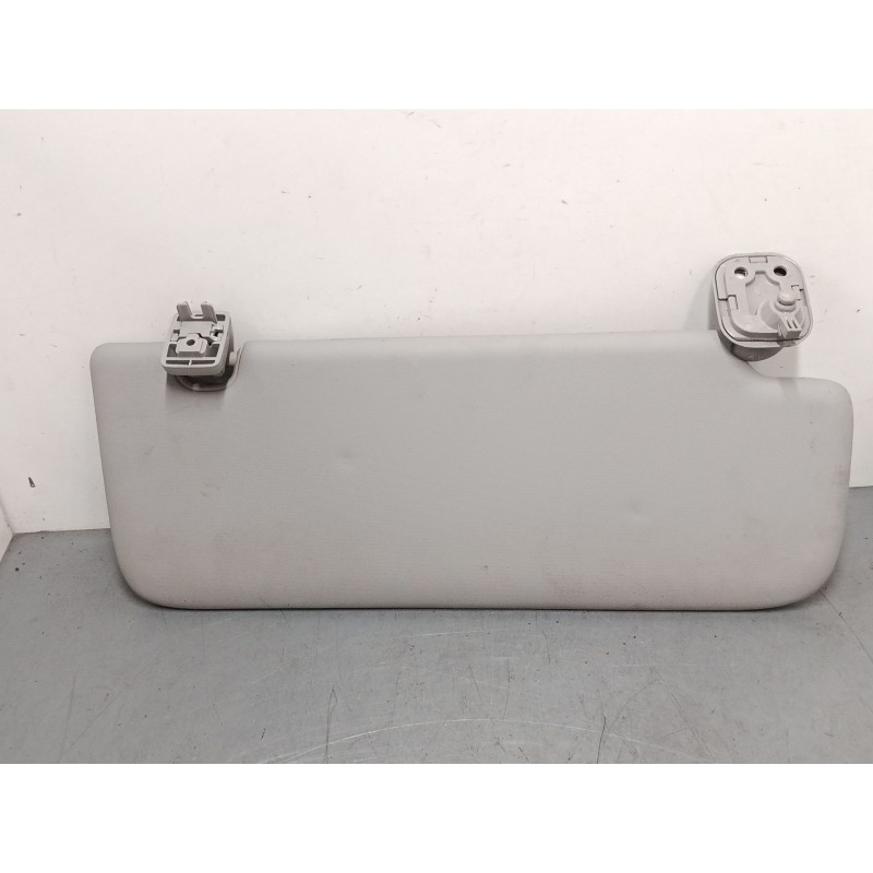 Recambio de parasol izquierdo para kia sportage iv (ql, qle) 1.7 crdi referencia OEM IAM   