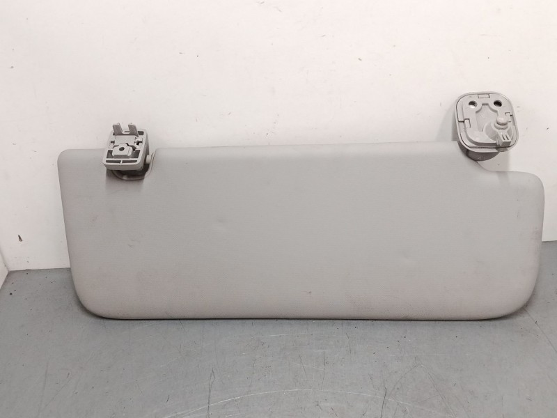 Recambio de parasol izquierdo para kia sportage iv (ql, qle) 1.7 crdi referencia OEM IAM   