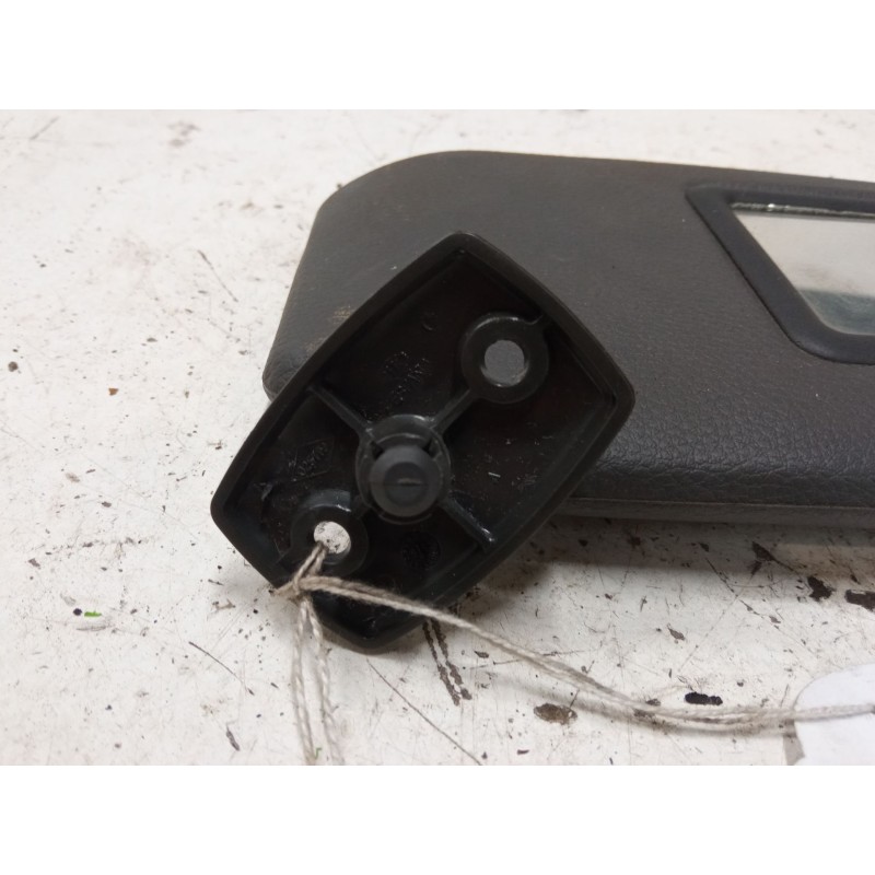 Recambio de parasol derecho para renault clio i (b/c57_, 5/357_) 1.2 (5/357y, 5/357k) referencia OEM IAM   