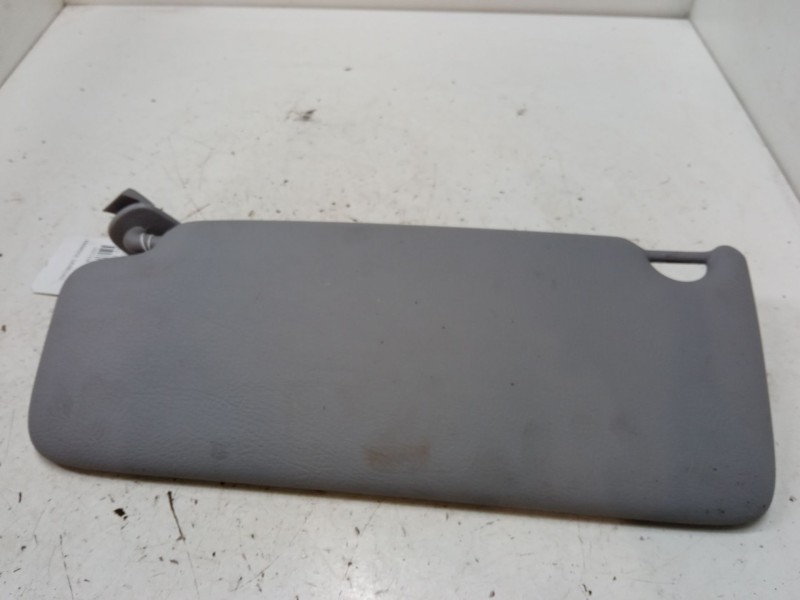 Recambio de parasol derecho para renault clio ii (bb_, cb_) 1.9 dti (b/cb0u) referencia OEM IAM   