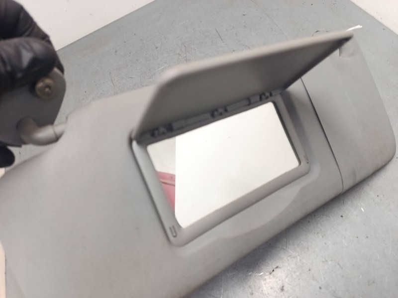 Recambio de parasol derecho para renault clio ii (bb_, cb_) 1.2 (bb0a, bb0f, bb10, bb1k, bb28, bb2d, bb2h, cb0a,... referencia O