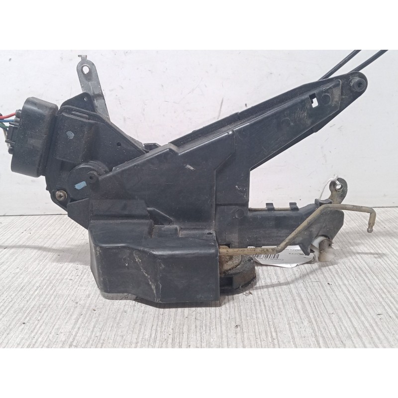 Recambio de cerradura puerta delantera izquierda para toyota corolla verso (_e12_) 2.0 d-4d (cde120_) referencia OEM IAM   