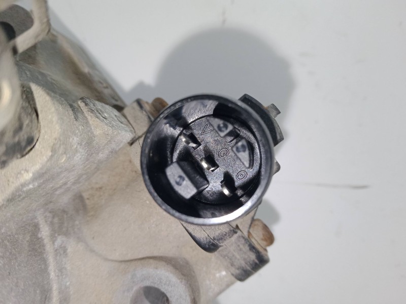 Recambio de caja mariposa para honda civic vi hatchback (ej, ek) 1.4 i s (ej9) referencia OEM IAM 136800-0520.2AA600  