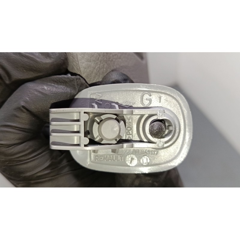 Recambio de parasol izquierdo para renault clio ii (bb_, cb_) 1.4 (b/cb0c, b/cb0s) referencia OEM IAM   