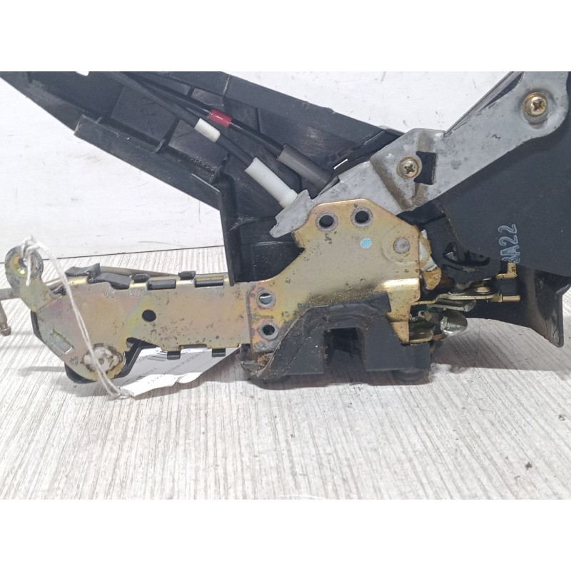 Recambio de cerradura puerta delantera izquierda para toyota corolla verso (_e12_) 2.0 d-4d (cde120_) referencia OEM IAM   