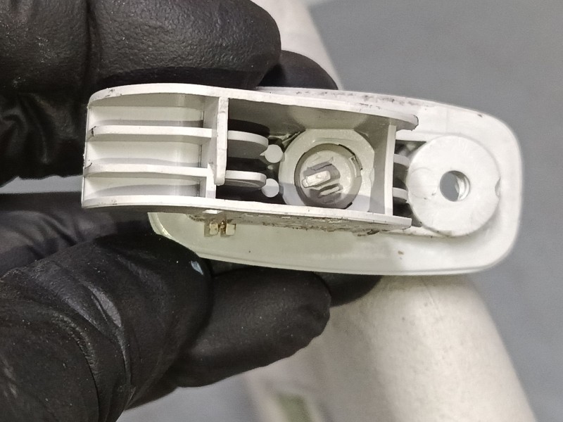 Recambio de parasol izquierdo para seat leon (1p1) 1.9 tdi referencia OEM IAM   