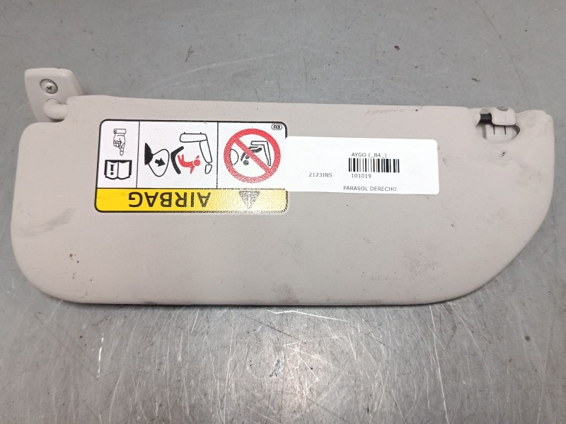 Recambio de parasol derecho para toyota aygo (_b4_) 1.0 (kgb40) referencia OEM IAM   