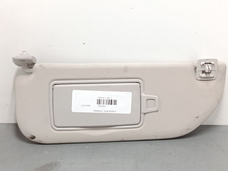Recambio de parasol izquierdo para toyota aygo (_b4_) 1.0 (kgb40) referencia OEM IAM   