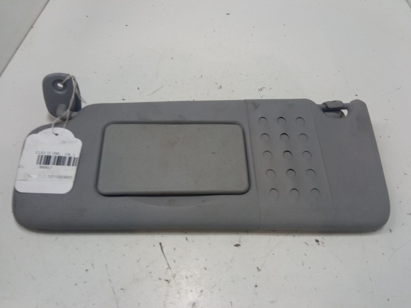 Recambio de parasol izquierdo para renault clio ii (bb_, cb_) 1.6 (b/cb0d, bb00) referencia OEM IAM   