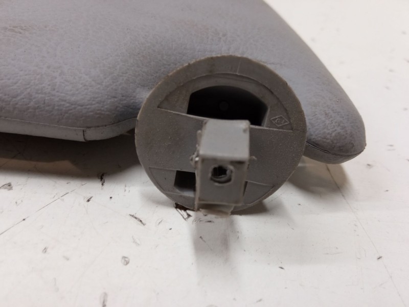 Recambio de parasol izquierdo para renault clio ii (bb_, cb_) 1.6 (b/cb0d, bb00) referencia OEM IAM   