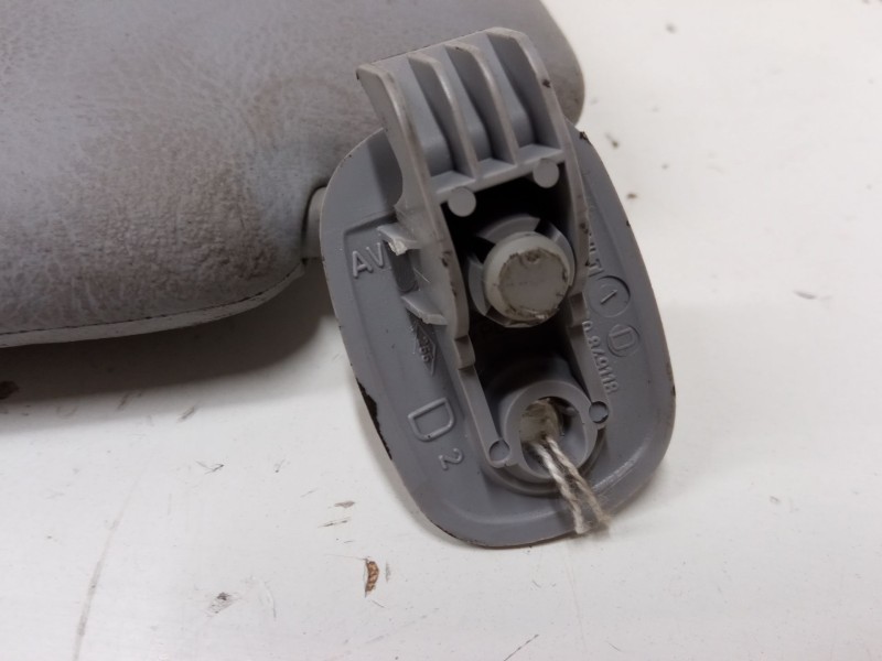 Recambio de parasol derecho para renault clio ii (bb_, cb_) 1.6 (b/cb0d, bb00) referencia OEM IAM   