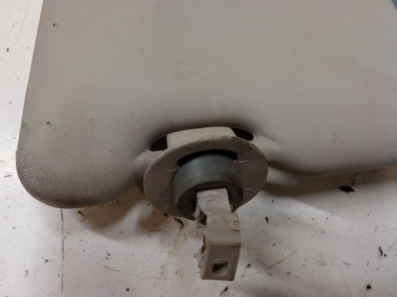 Recambio de parasol derecho para dacia sandero (bs_) 1.6 mpi 85 (bs03) referencia OEM IAM   