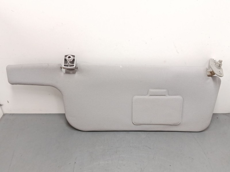 Recambio de parasol derecho para mitsubishi colt v (cj_, cp_) 1300 gl,glx (cj1a) referencia OEM IAM   