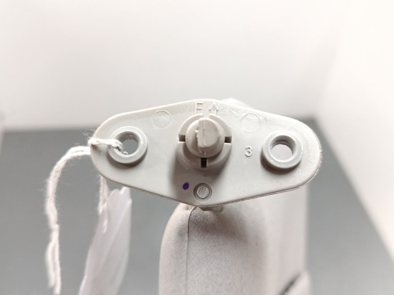 Recambio de parasol derecho para mitsubishi colt v (cj_, cp_) 1300 gl,glx (cj1a) referencia OEM IAM   