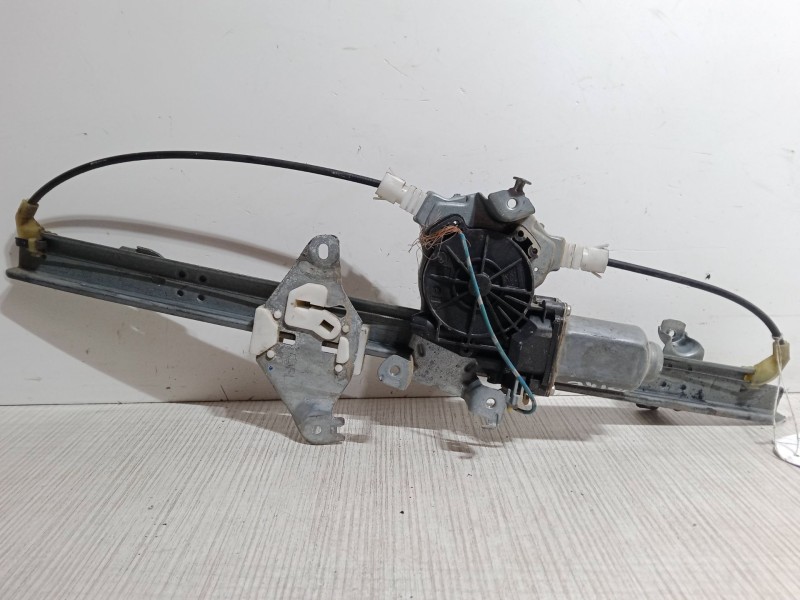 Recambio de elevalunas electrico trasero izquierdo para nissan pathfinder iii (r51) 2.5 dci referencia OEM IAM   
