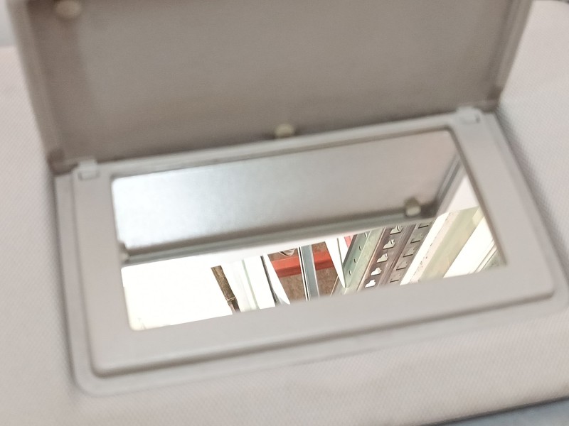 Recambio de parasol derecho para chevrolet orlando (j309) 2.0 d referencia OEM IAM   