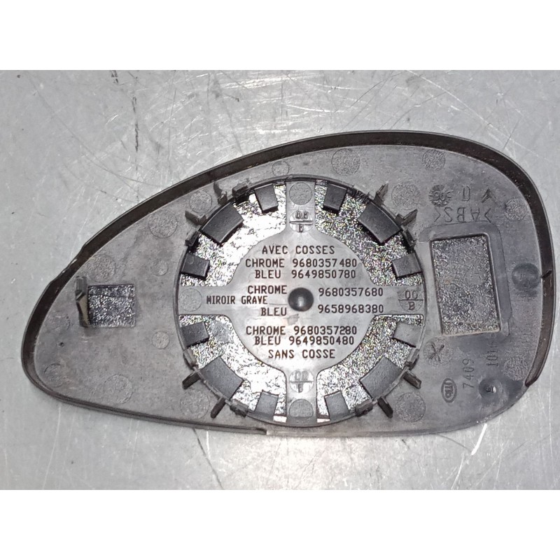 Recambio de cristal retrovisor derecho para citroën c4 i (lc_) 1.4 16v referencia OEM IAM 9680357480  