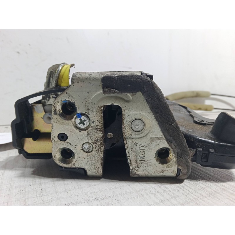 Recambio de cerradura puerta delantera izquierda para toyota corolla (_e12_) 1.6 vvt-i (zze121_) referencia OEM IAM   