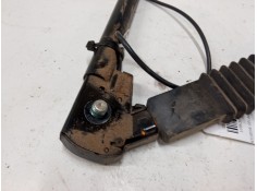 Recambio de anclaje cinturon delantero izquierdo para opel combo tour 1.3 cdti 16v referencia OEM IAM    2