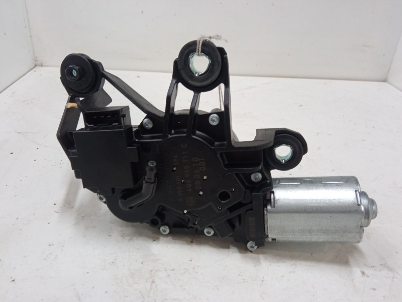 Recambio de motor limpia trasero para volkswagen polo iv (9n_, 9a_) 1.4 tdi referencia OEM IAM   