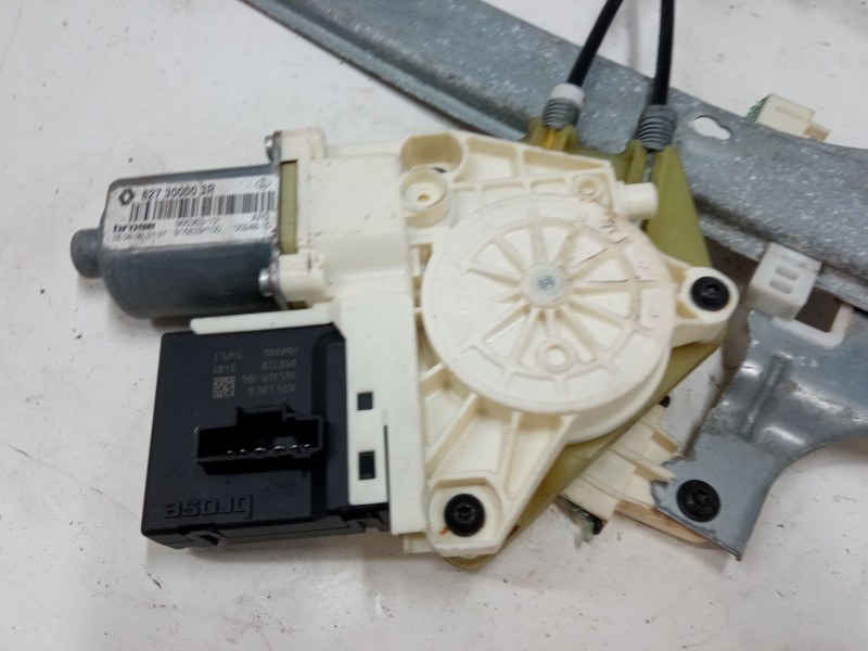 Recambio de elevalunas electrico trasero derecho para renault megane iii hatchback (bz0/1_, b3_) 1.6 16v (bz1b, bz1h) referencia